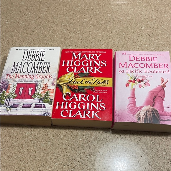 Other - Set of Three Debbie Macomber and Mary Higgins Clark Books